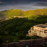 Seasons Raw Nest-adults Only Apartament *