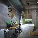 Seasons Raw Nest-adults Only * Brașov