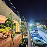 Seasons Raw Nest-adults Only 아파트 브라쇼브
