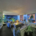 Seasons Raw Nest-adults Only Апартаменты