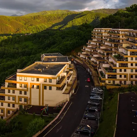 Seasons Raw Nest-adults Only Apartment *