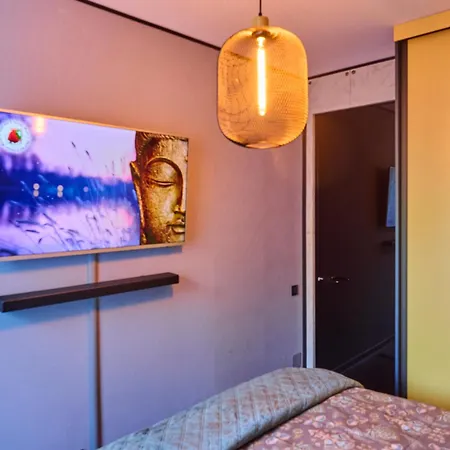 Apartamento Seasons Raw Nest-adults Only *