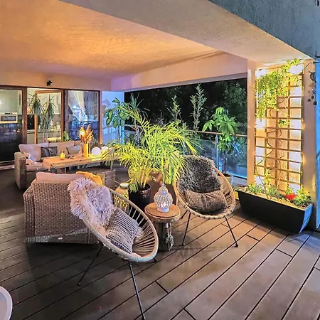 Seasons Raw Nest-adults Only Apartment Brasov