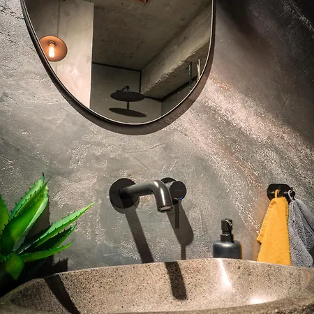 Seasons Raw Nest-adults Only *