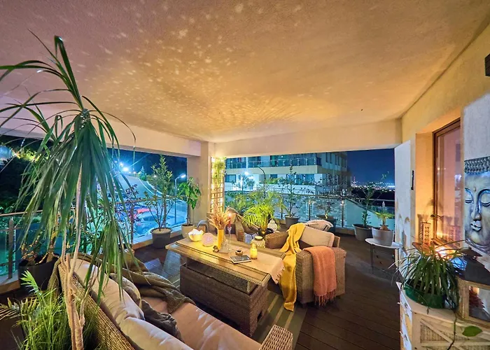 Seasons Raw Nest-adults Only * 布拉索夫