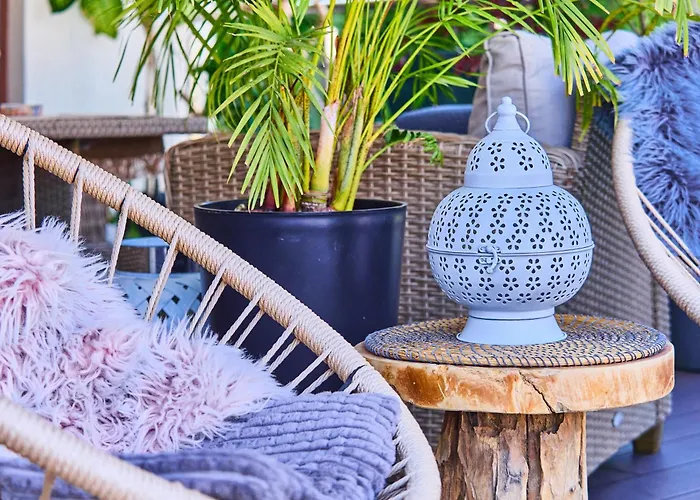 Seasons Raw Nest-adults Only